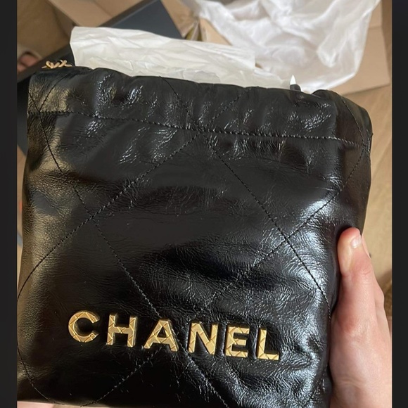 Sold - Chanel 22 Mini Pearl - Picture 5 of 5